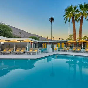 Resort Twin Palms - A Gay Men's, Palm Springs