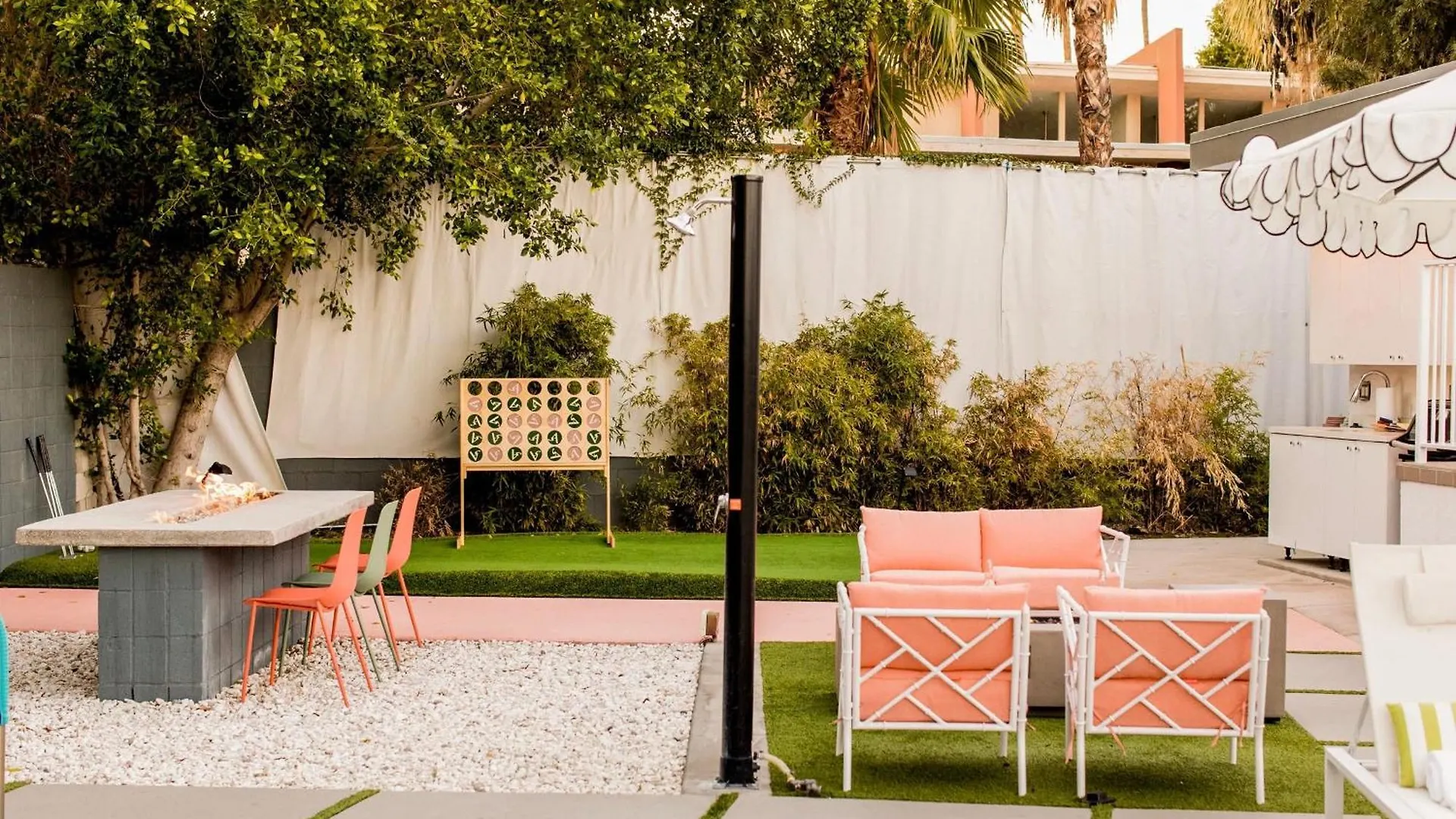 The Wesley Hotel By Avantstay Retro Spacious W Bbq Pool Spa