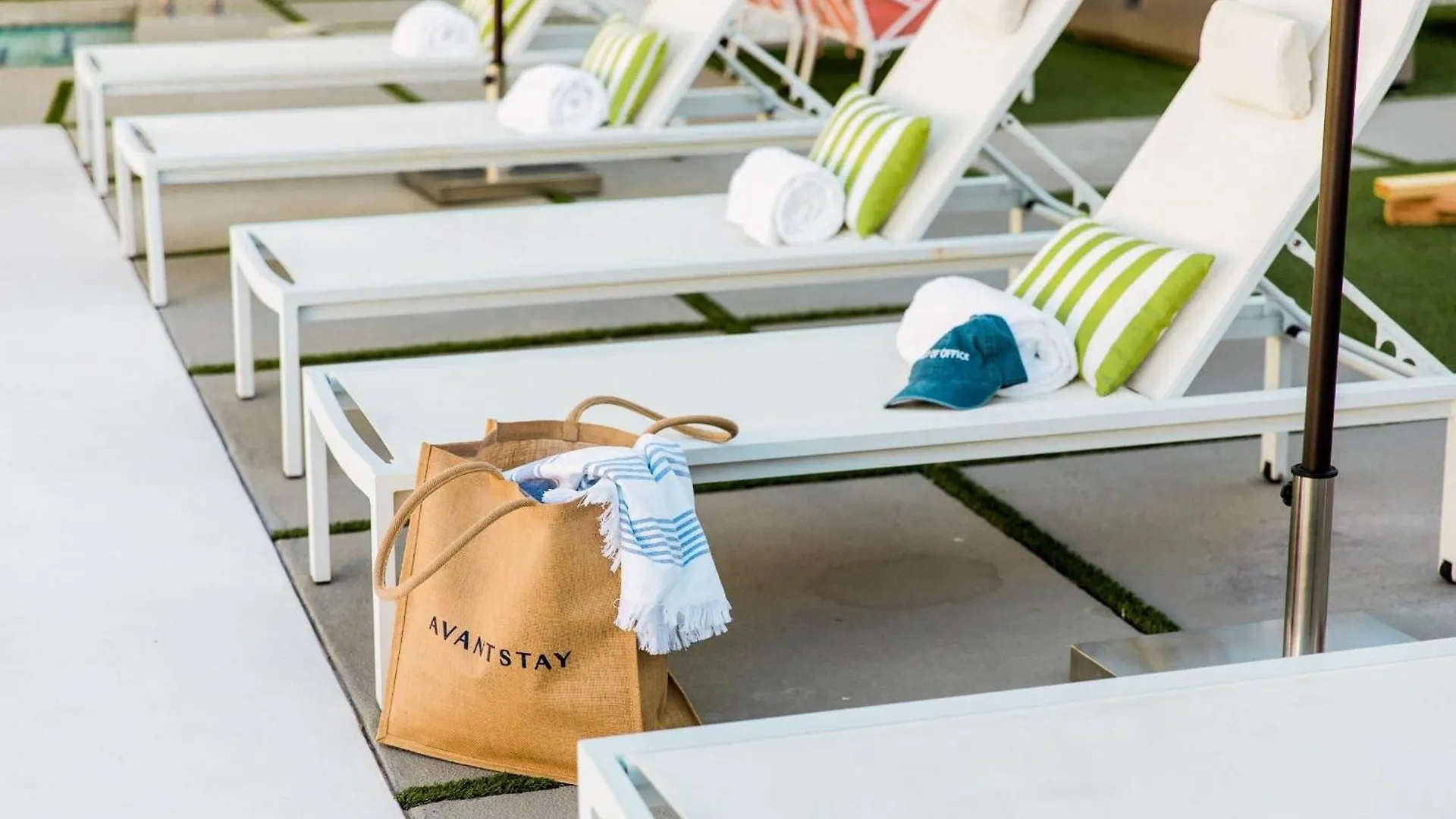 The Wesley Hotel By Avantstay Retro Spacious W Bbq Pool Spa Palm Springs