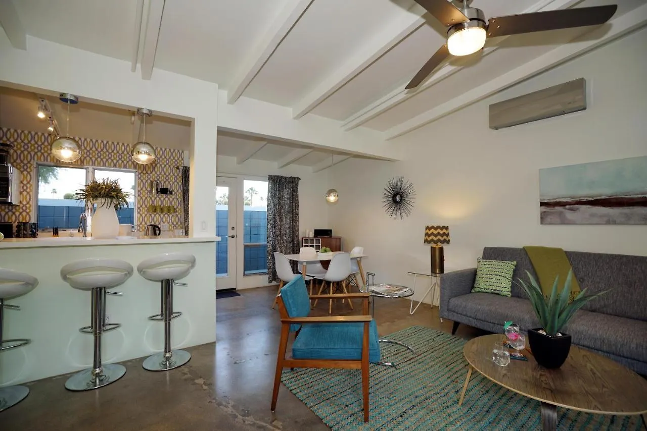 The Wesley Hotel By Avantstay Retro Spacious W Bbq Pool Spa United States