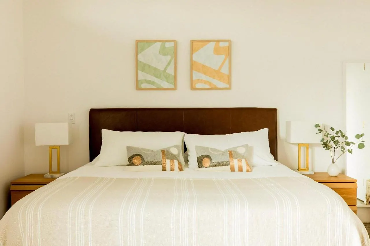 The Wesley Hotel By Avantstay Retro Spacious W Bbq Pool Spa