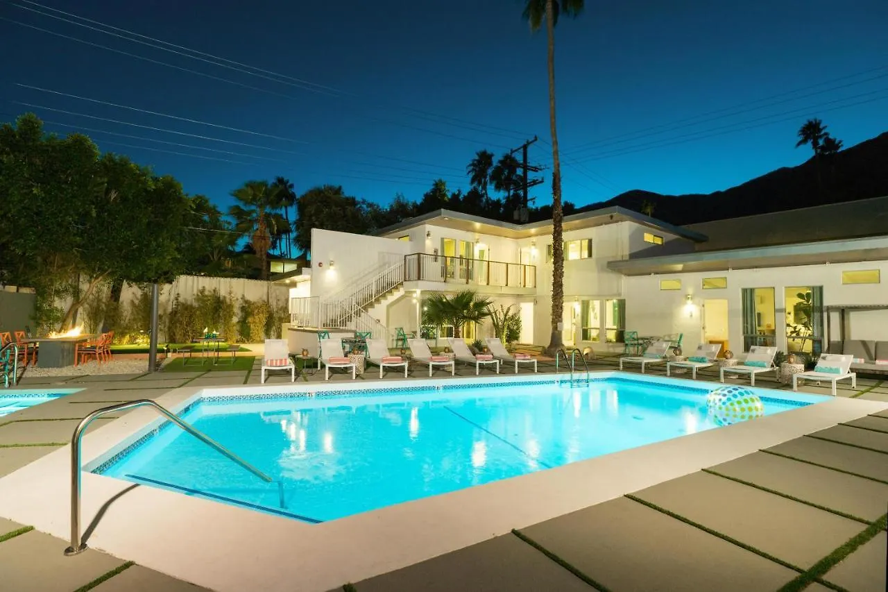 The Wesley Hotel By Avantstay Retro Spacious W Bbq Pool Spa