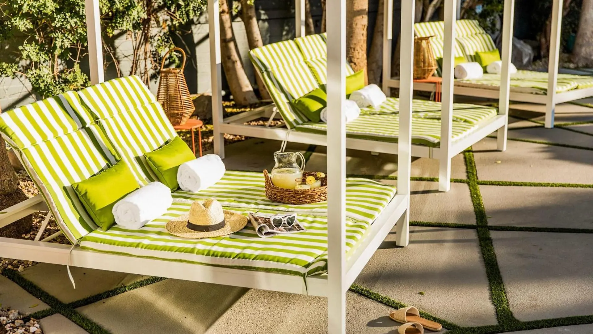 The Wesley Hotel By Avantstay Retro Spacious W Bbq Pool Spa Palm Springs