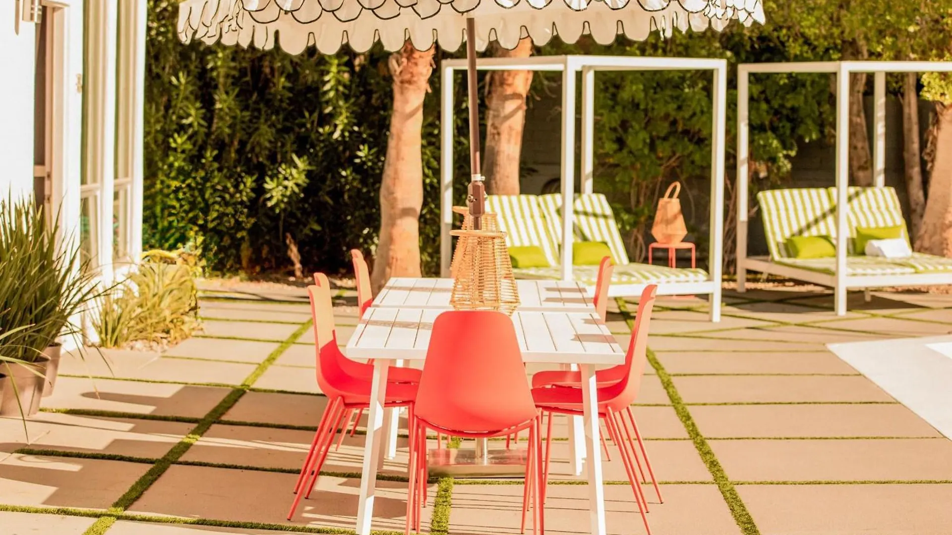 The Wesley Hotel By Avantstay Retro Spacious W Bbq Pool Spa Palm Springs Stati Uniti