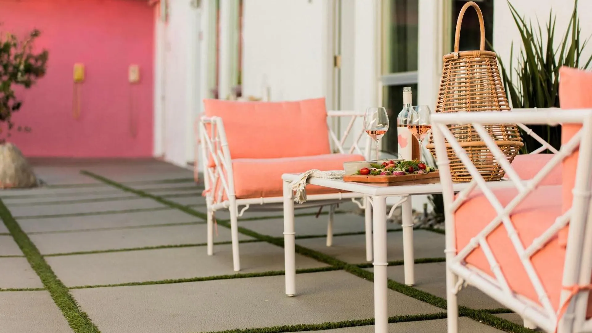 The Wesley Hotel By Avantstay Retro Spacious W Bbq Pool Spa 4*, Palm Springs United States