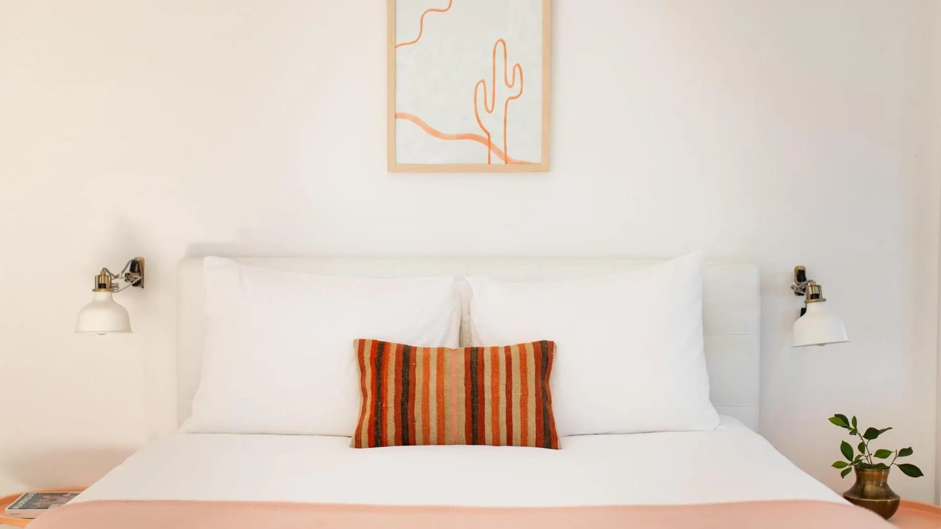 The Wesley Hotel By Avantstay Retro Spacious W Bbq Pool Spa 4*, Palm Springs