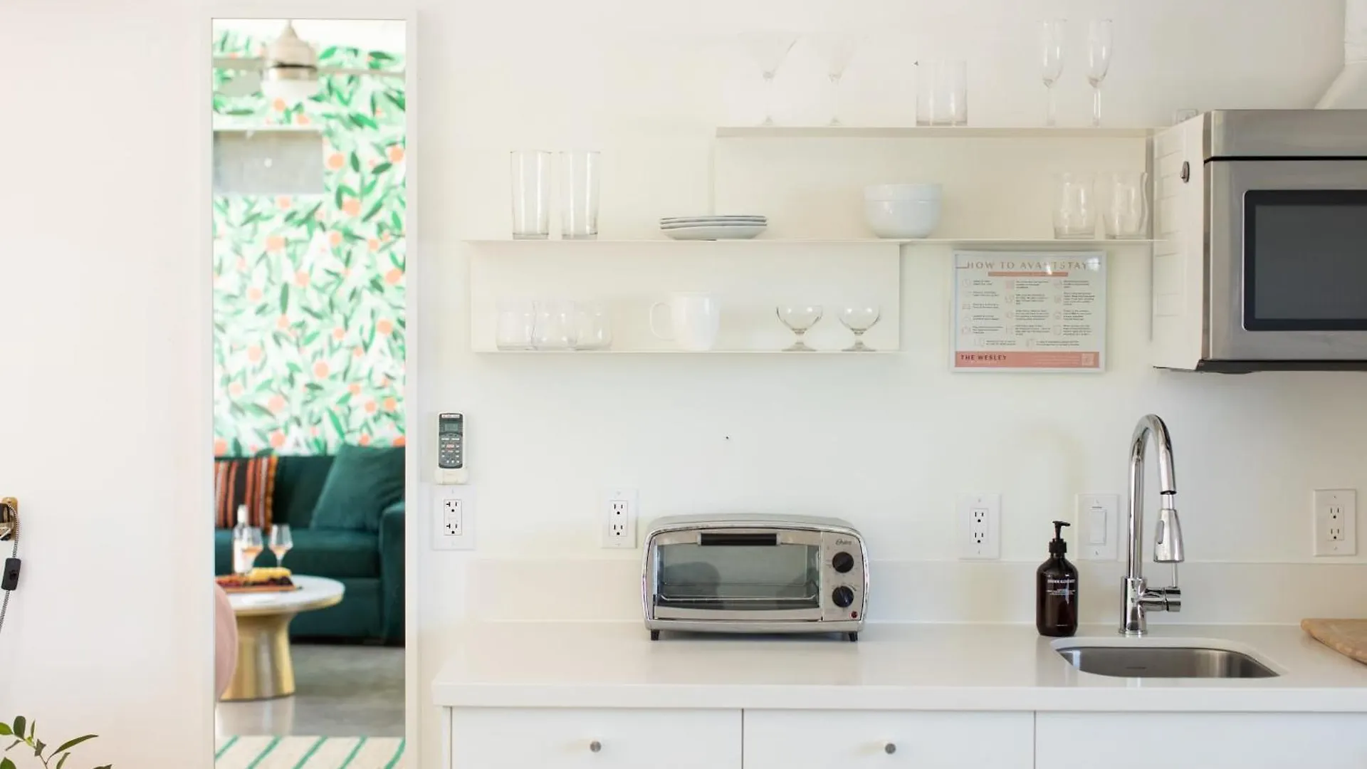 The Wesley Hotel By Avantstay Retro Spacious W Bbq Pool Spa  Palm Springs