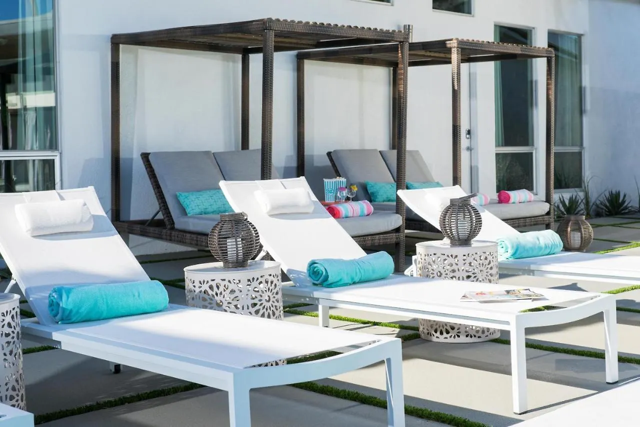 The Wesley Hotel By Avantstay Retro Spacious W Bbq Pool Spa Palm Springs